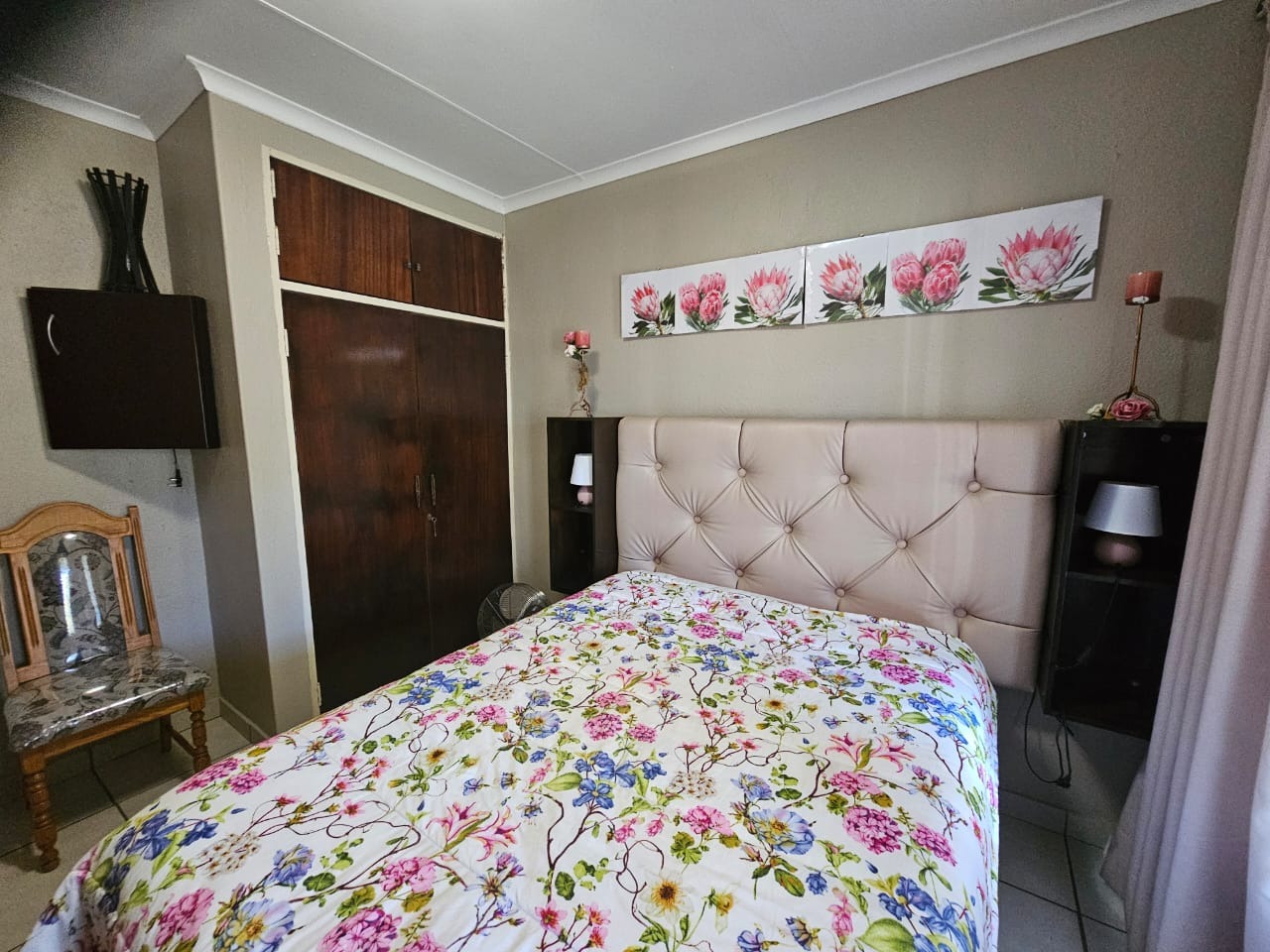 13 Bedroom Property for Sale in Waagfontein North West